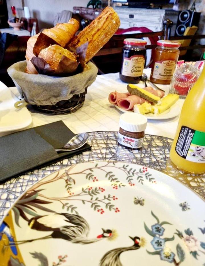Chambre D'Hotes Avec Petit Dejeuner Compris A Megrit Экстерьер фото