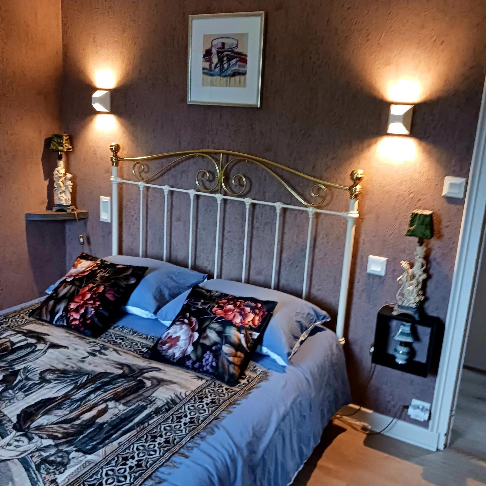 Chambre D'Hotes Avec Petit Dejeuner Compris A Megrit Экстерьер фото